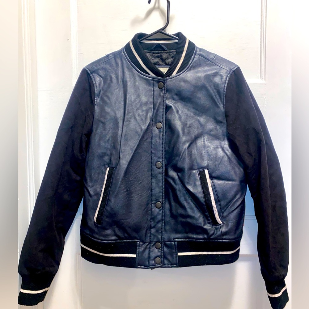 Levi Stratus Jacket womens size medium